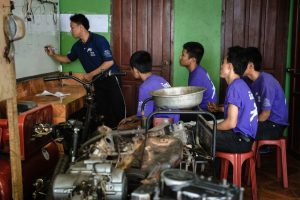 Mechanics vocational training
